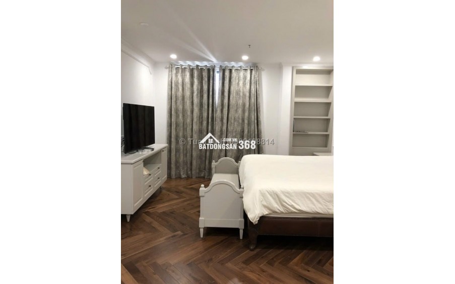 Bán Penthouse Masteri Thảo Điền, Q.2, 250m2, 3PN, sổ hồng, giá 38 tỷ. LH: 0909108814